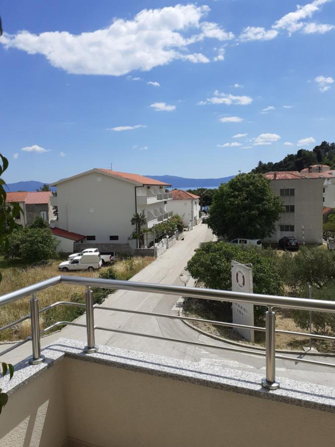 Apartments Lozina Drvenik  Eksteriør billede